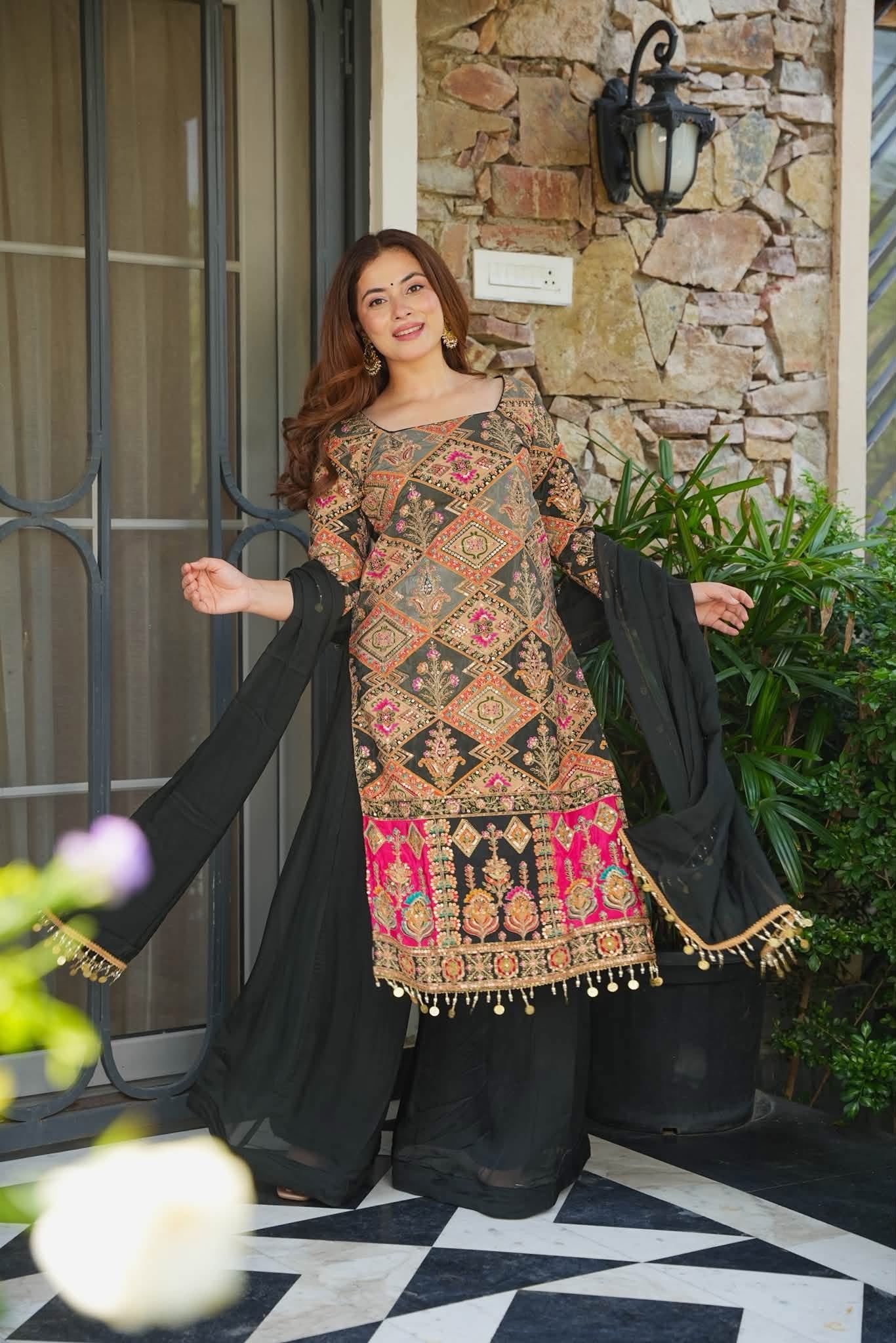 Kalin Raatri Straight Kurta Set