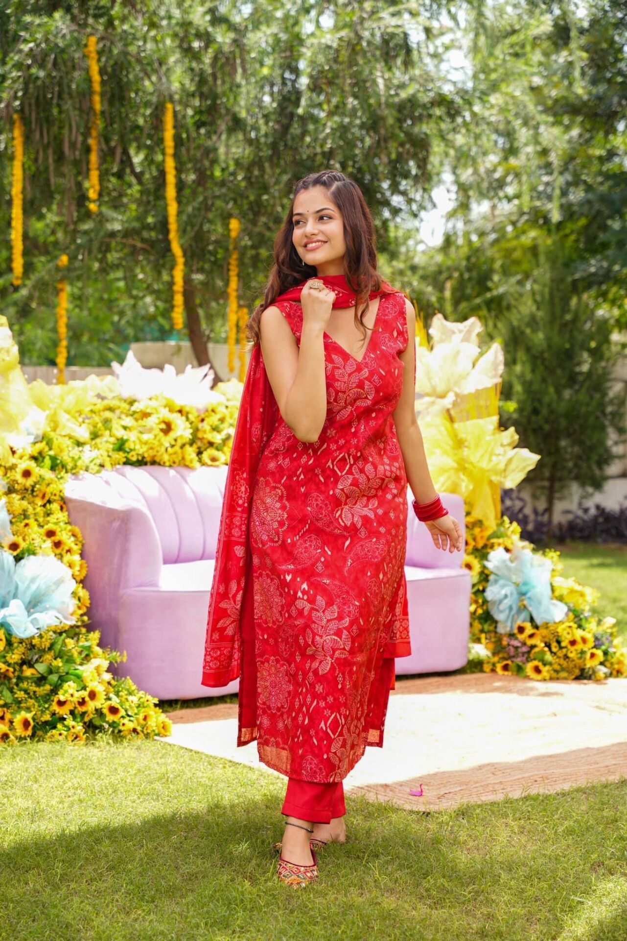 GULES RED STRAIGHT KURTA SET