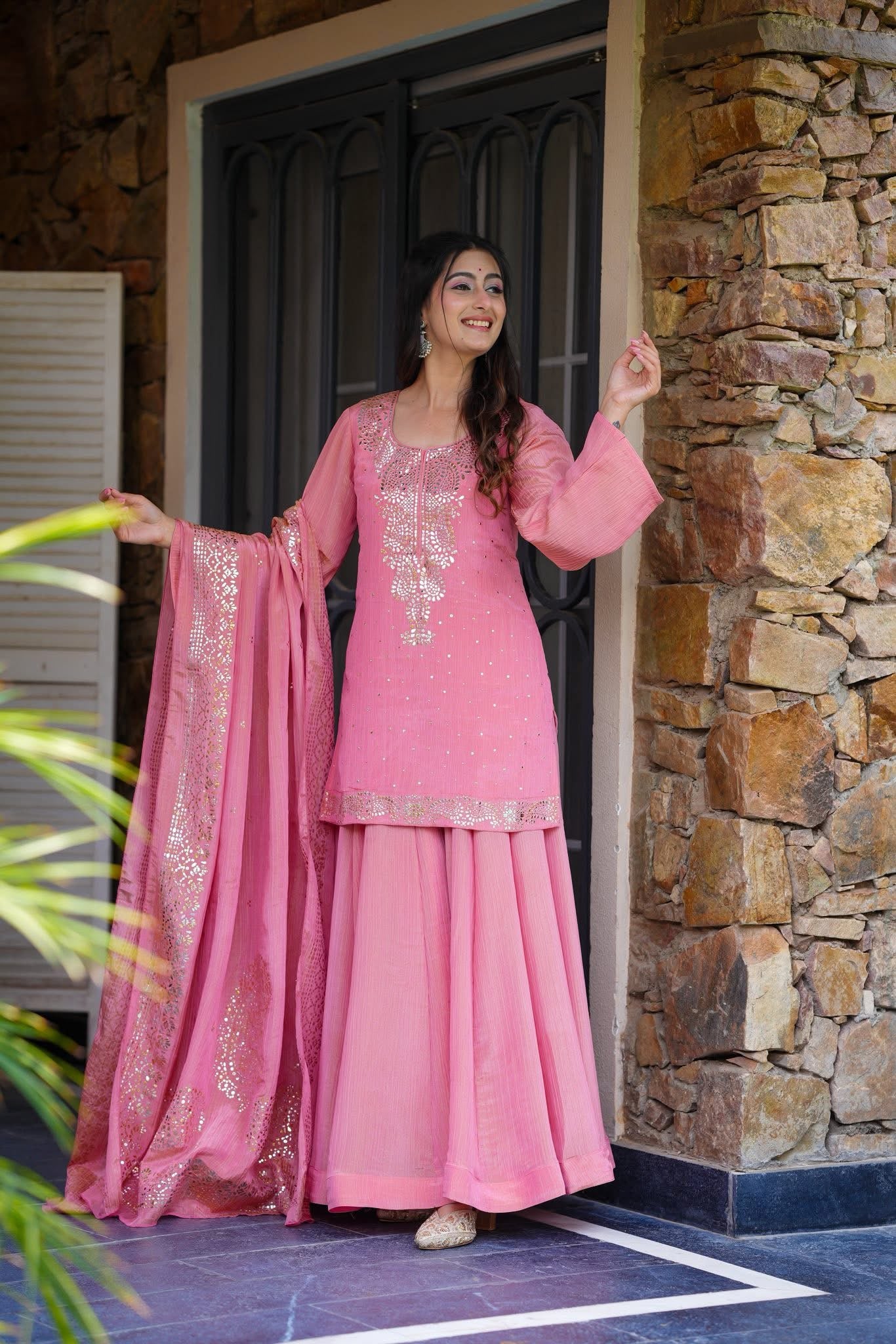 Nilofer Cosmos Kurta Set