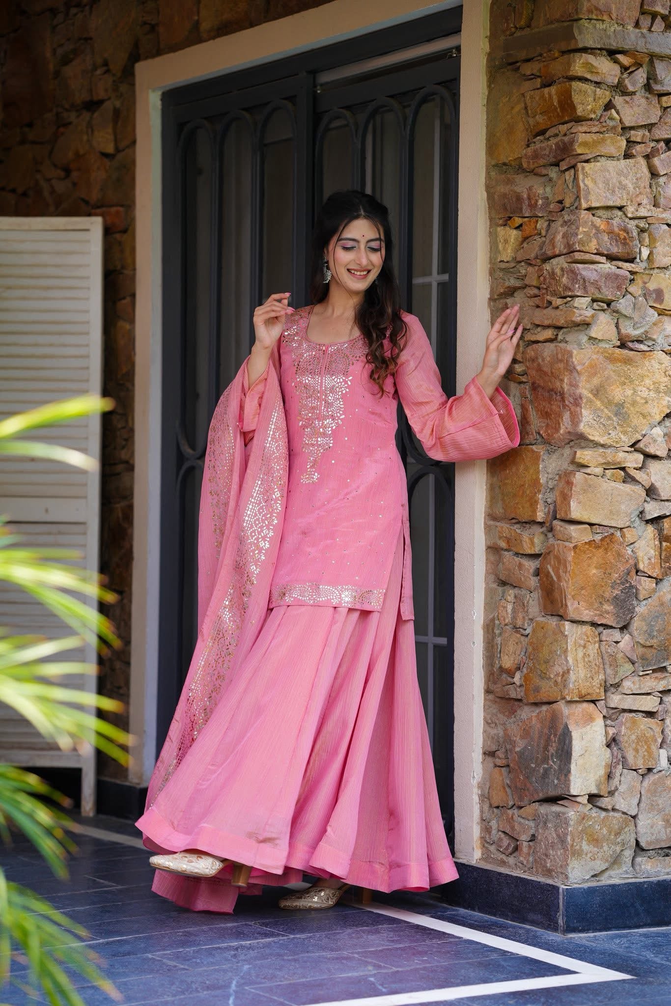 Nilofer Cosmos Kurta Set